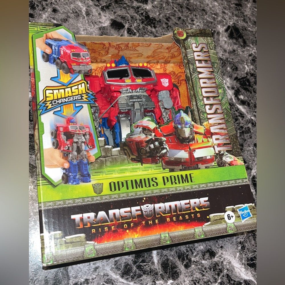 Optimus Prime Smash Changers Toy
